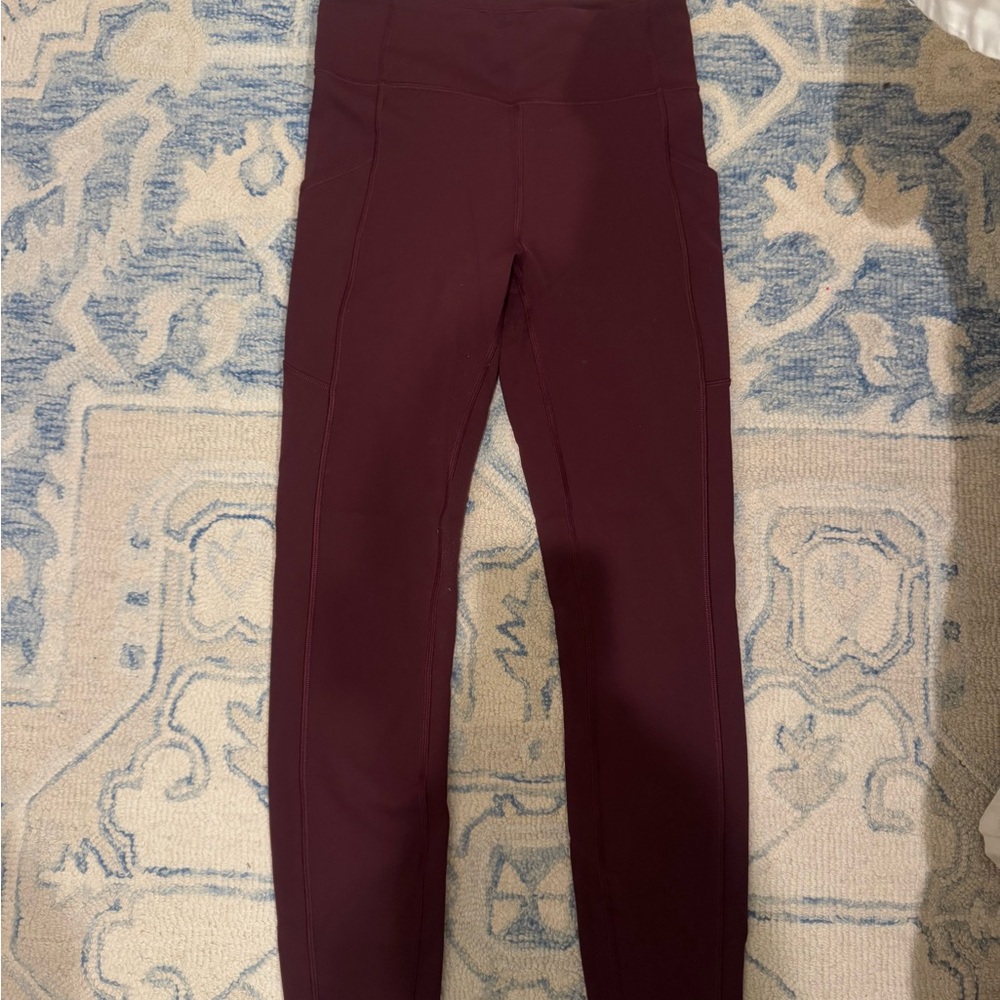 Lululemon leggings with pockets